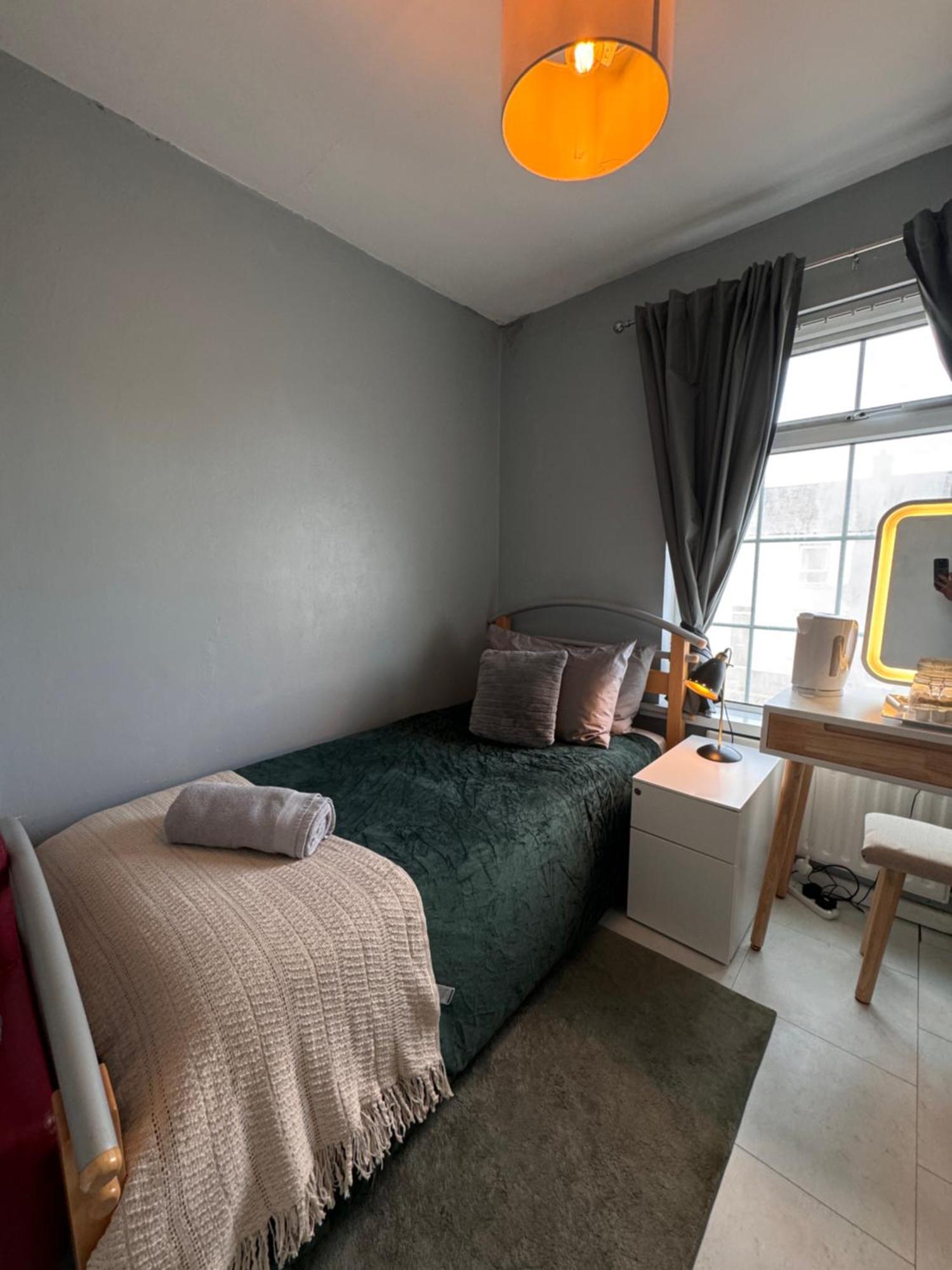 House Near To Castlecourt Shopping Apartamento Belfast Exterior foto